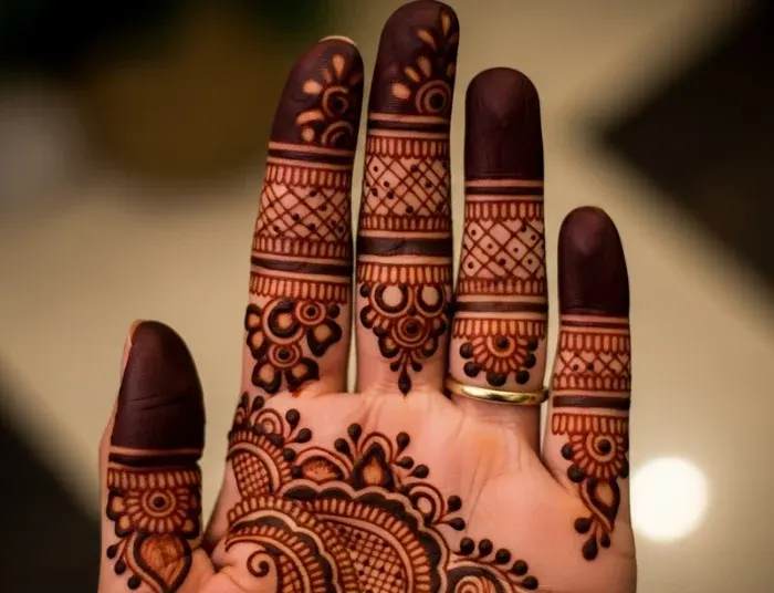 Instagram Royal Finger Mehndi Design Instagram Royal Finger Mehndi Design