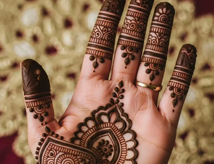 Instagram Royal Finger Mehndi Design