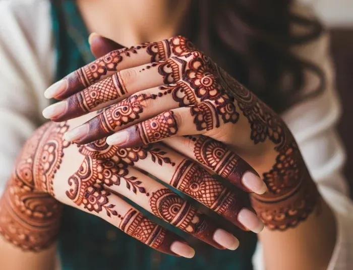Instagram Royal Finger Mehndi Design