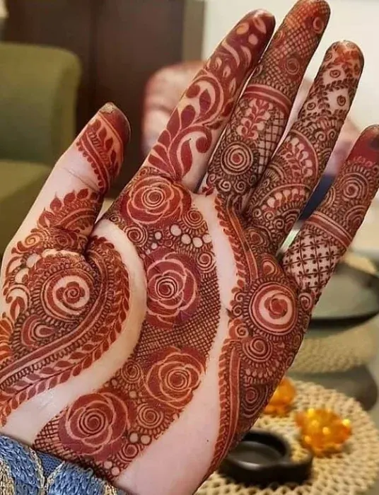 Arabic Instagram Royal Front Hand Mehndi Design