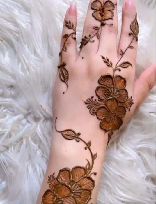 Arabic Instagram Royal Front Hand Mehndi Design
