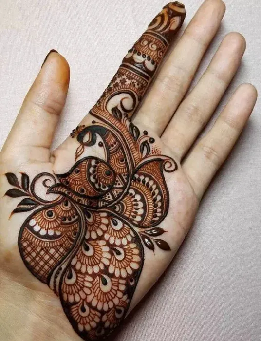 Front Hand Simple Mehndi Design.