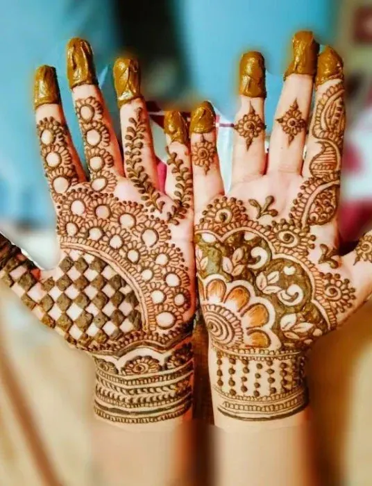 Instagram Stylish Royal Front Hand Mehndi Design Instagram Stylish Royal Front Hand Mehndi Design