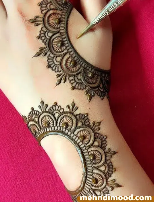 Simple Back Hand Mehndi Design Simple Back Hand Mehndi Design