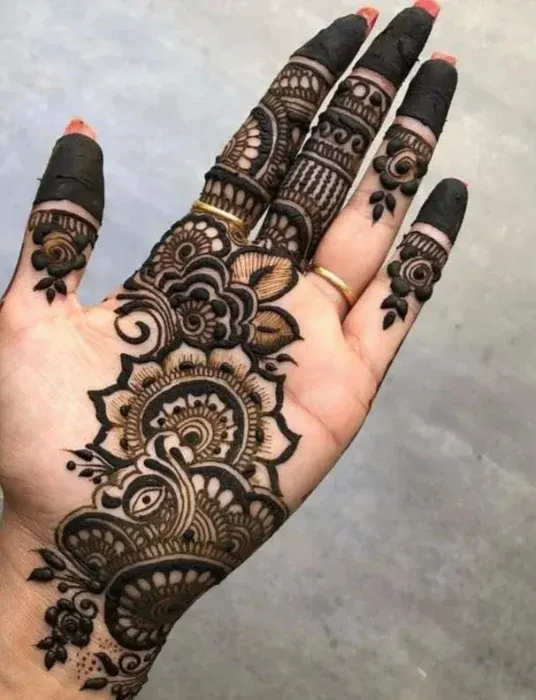 Simple Royal Front Hand Mehndi Design
